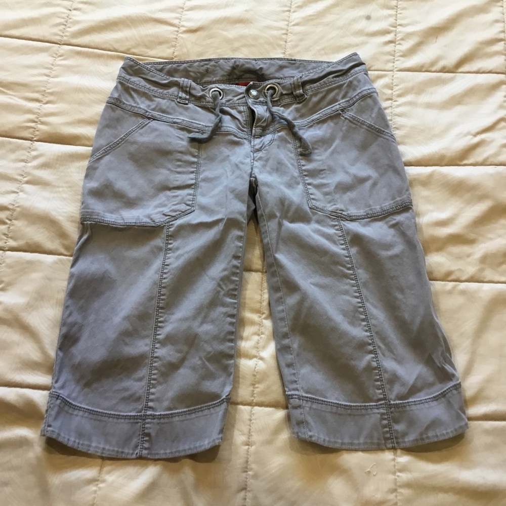 EUC The North Face shorts, size 2